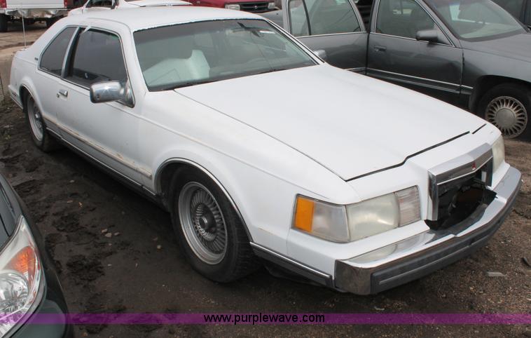 image for item W9441 1988 Lincoln Mark VII LSC