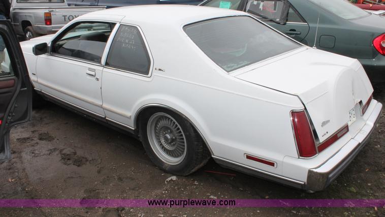 image for item W9441 1988 Lincoln Mark VII LSC