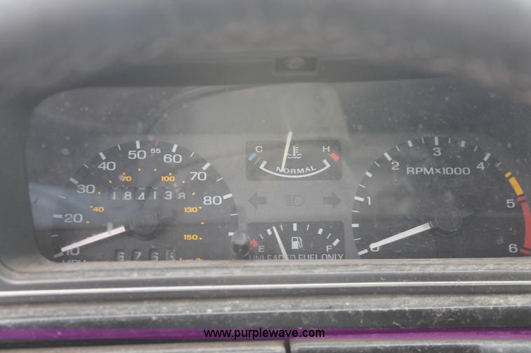 image for item W9441 1988 Lincoln Mark VII LSC