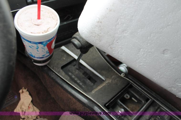 image for item W9441 1988 Lincoln Mark VII LSC