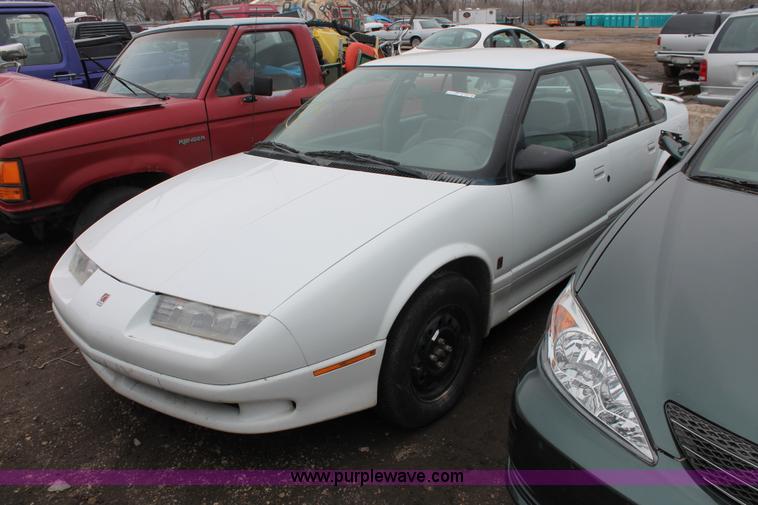 image for item W9445 1994 Saturn SL SL2