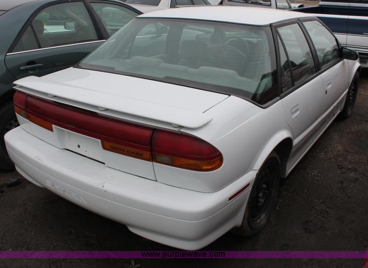 image for item W9445 1994 Saturn SL SL2