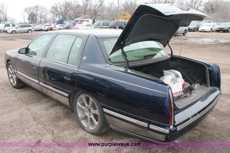 image for item W9448 1999 Cadillac DeVille