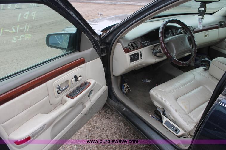 image for item W9448 1999 Cadillac DeVille