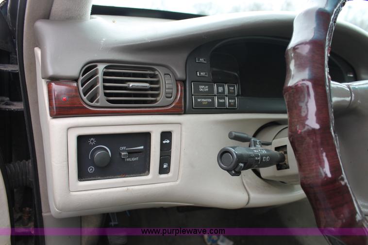 image for item W9448 1999 Cadillac DeVille