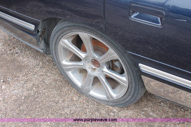 image for item W9448 1999 Cadillac DeVille