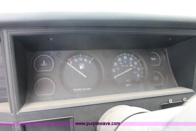 image for item W9460 1992 Jeep Cherokee