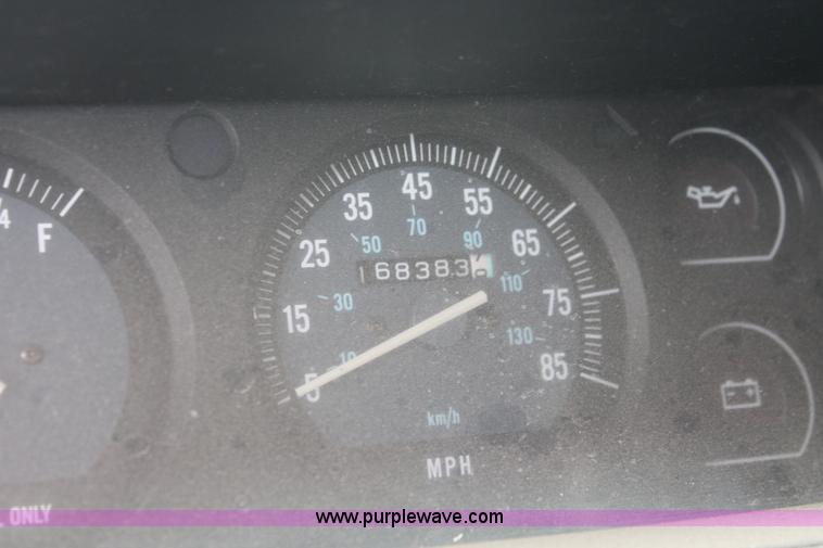 image for item W9460 1992 Jeep Cherokee