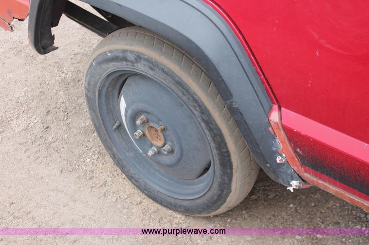 image for item W9460 1992 Jeep Cherokee