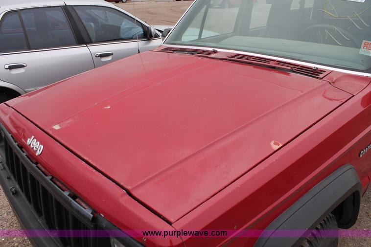 image for item W9460 1992 Jeep Cherokee