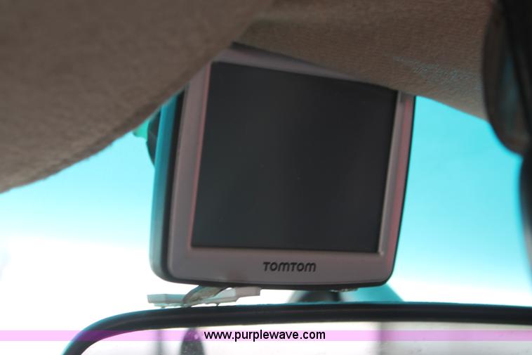 image for item W9461 1997 Dodge Dakota Club Cab pickup truck