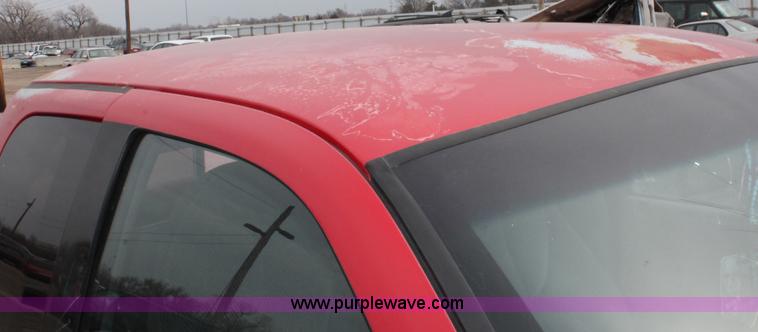 image for item W9461 1997 Dodge Dakota Club Cab pickup truck