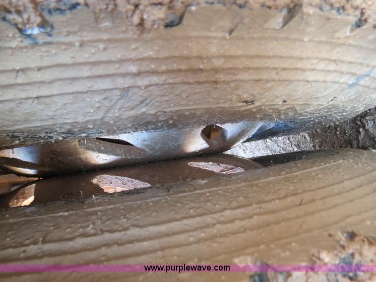 image for item B4653 1996 Freightliner FLD120 semi truck