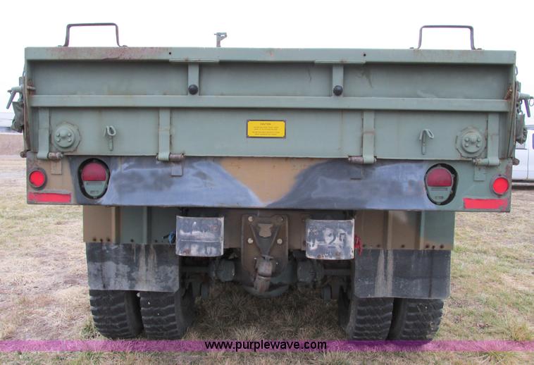 image for item E2828 1985 Am General M925 military truck