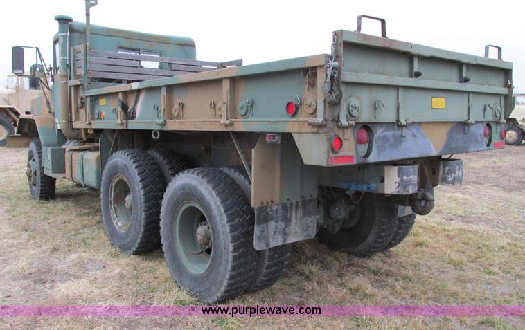 image for item E2828 1985 Am General M925 military truck