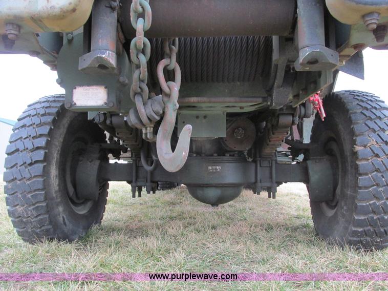 image for item E2828 1985 Am General M925 military truck