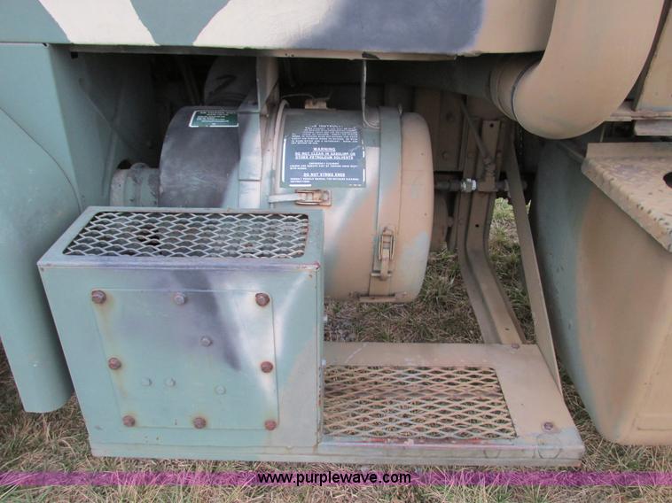 image for item E2828 1985 Am General M925 military truck