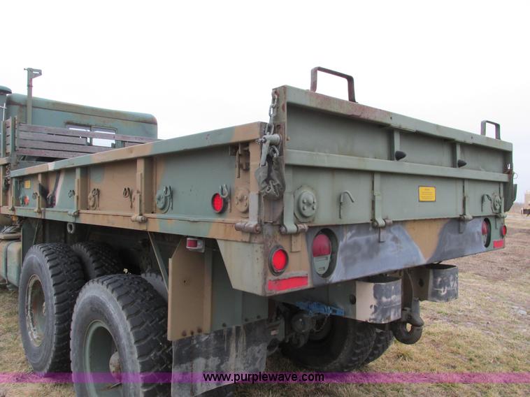 image for item E2828 1985 Am General M925 military truck