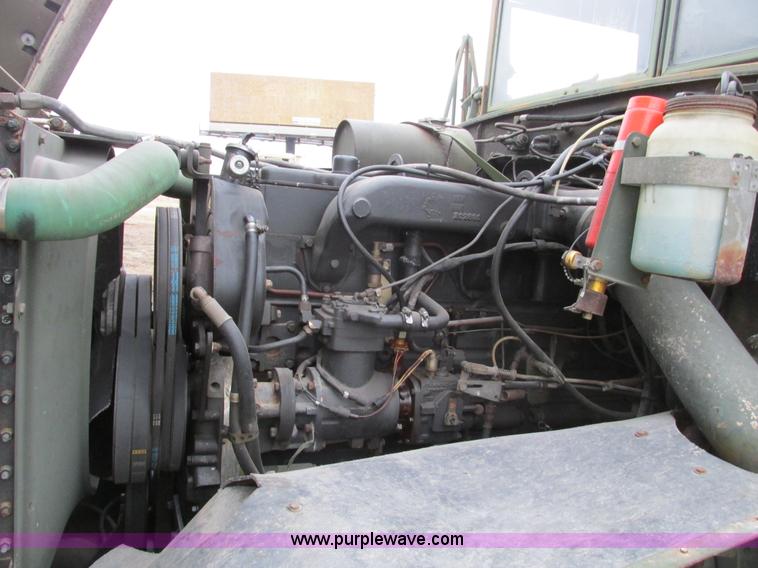 image for item E2828 1985 Am General M925 military truck