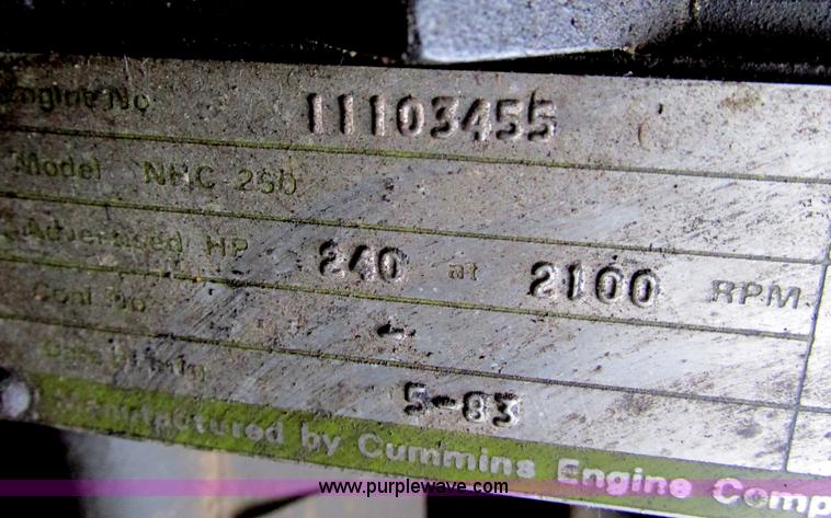 image for item E2828 1985 Am General M925 military truck