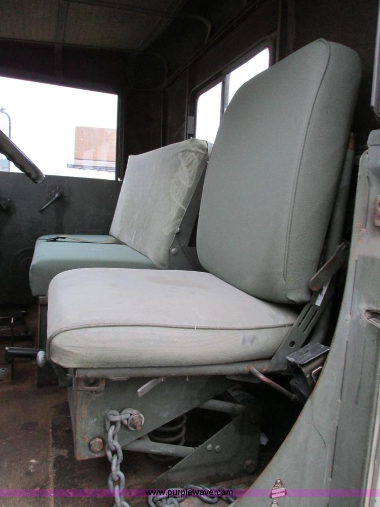 image for item E2828 1985 Am General M925 military truck