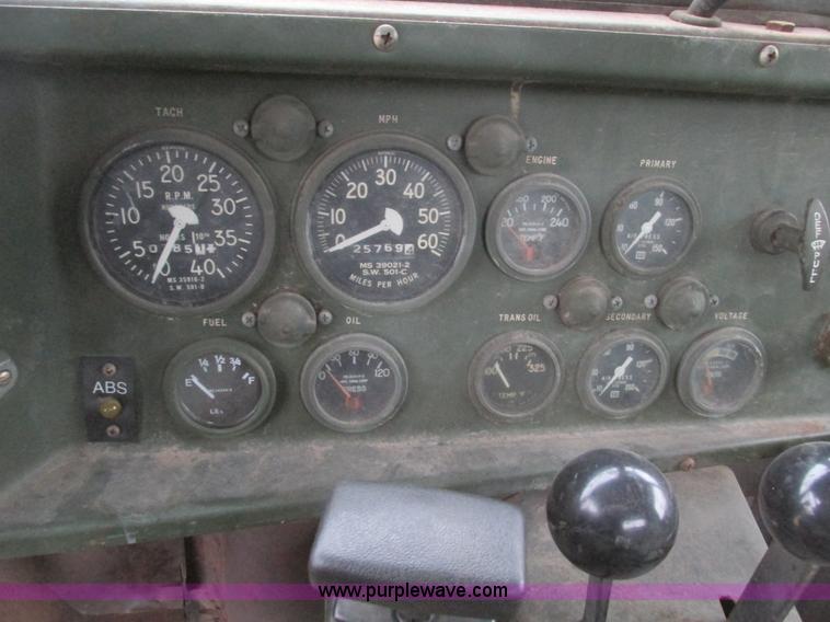 image for item E2828 1985 Am General M925 military truck