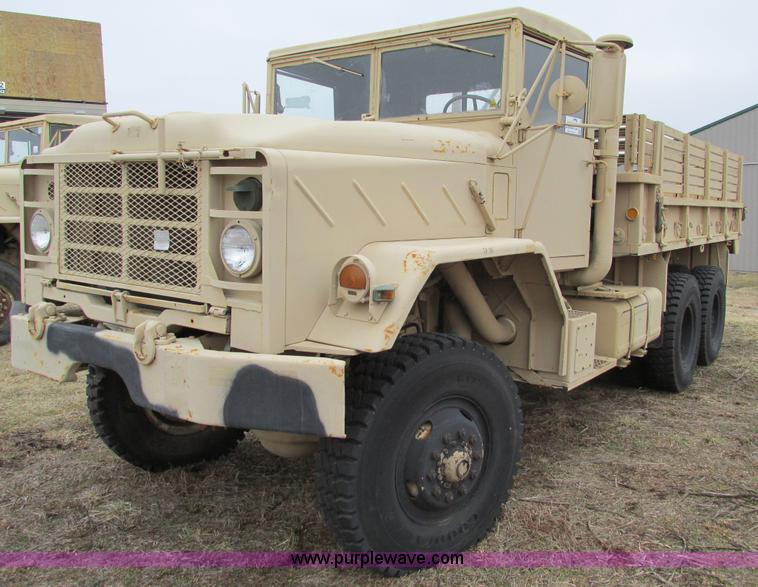 image for item E2830 1985 Am General M923 military truck