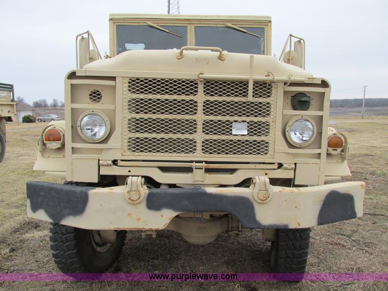 image for item E2830 1985 Am General M923 military truck