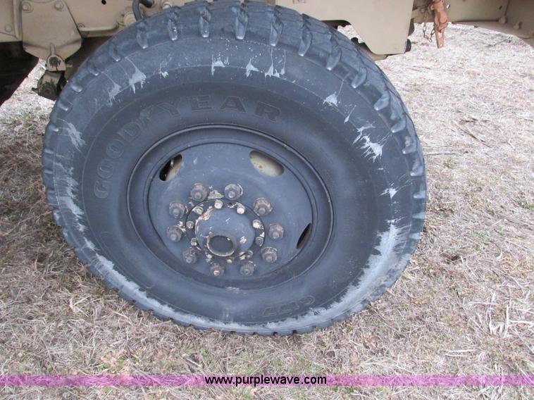 image for item E2830 1985 Am General M923 military truck