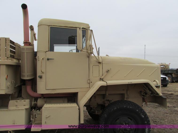 image for item E2830 1985 Am General M923 military truck