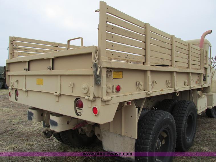 image for item E2830 1985 Am General M923 military truck
