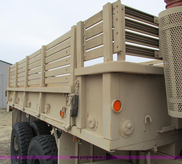 image for item E2830 1985 Am General M923 military truck