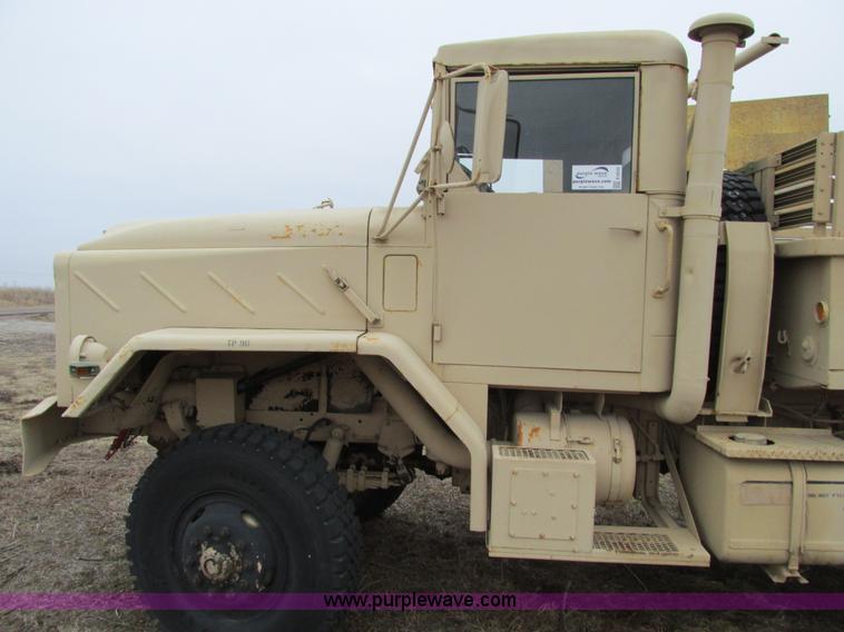 image for item E2830 1985 Am General M923 military truck