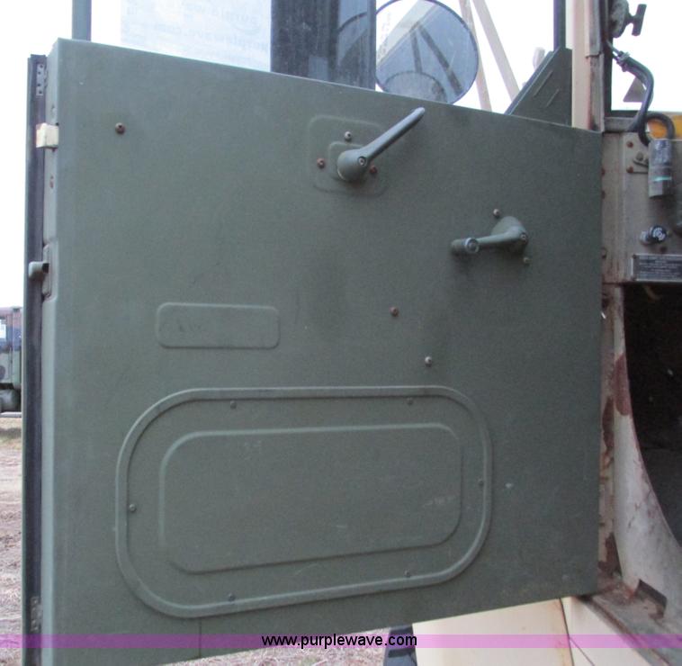 image for item E2830 1985 Am General M923 military truck