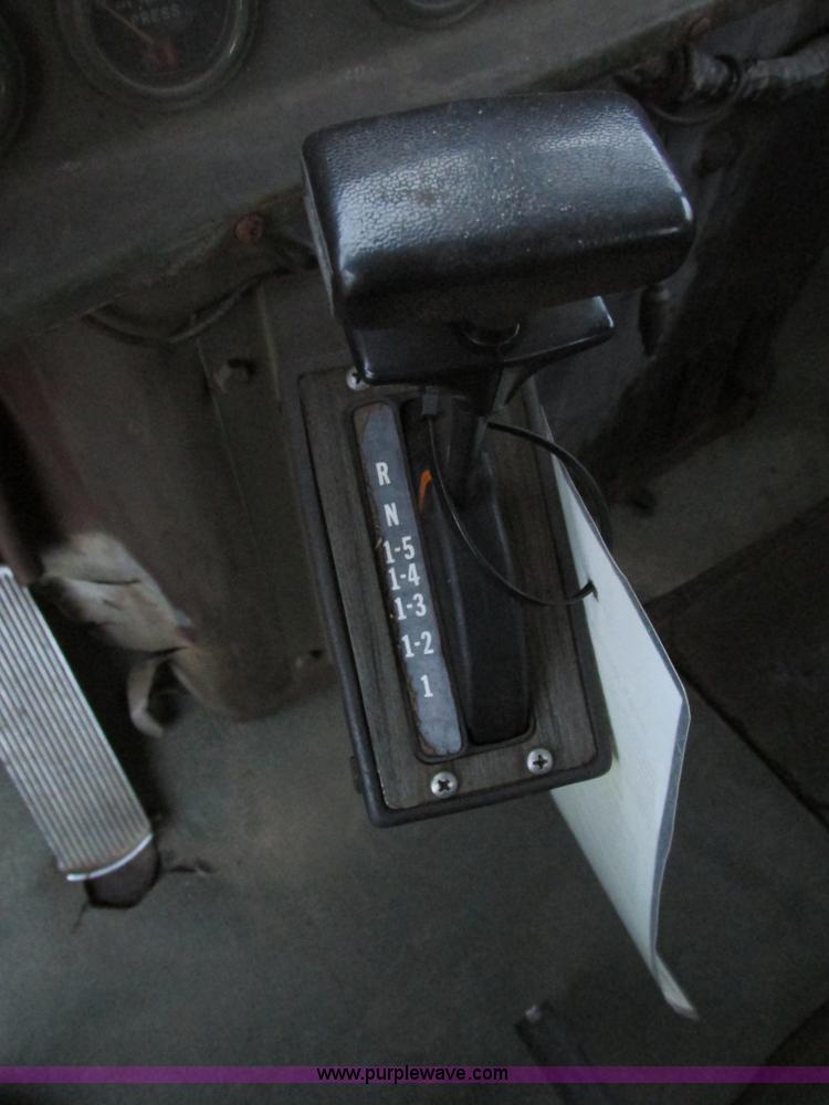 image for item E2830 1985 Am General M923 military truck