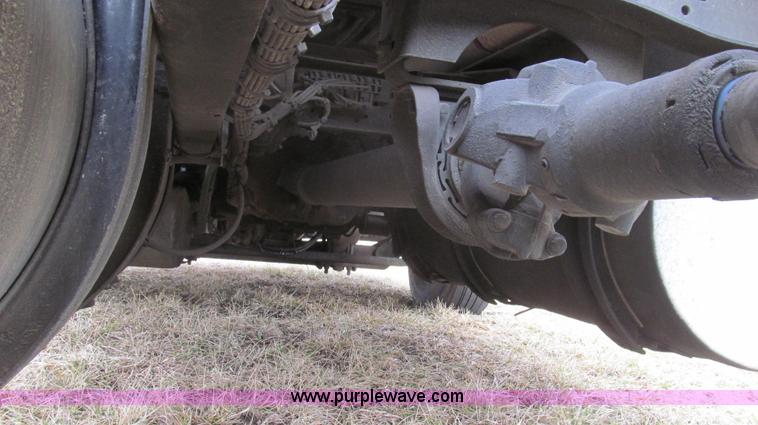 image for item E3778 2007 Volvo VNL tenth anniversary series semi truck