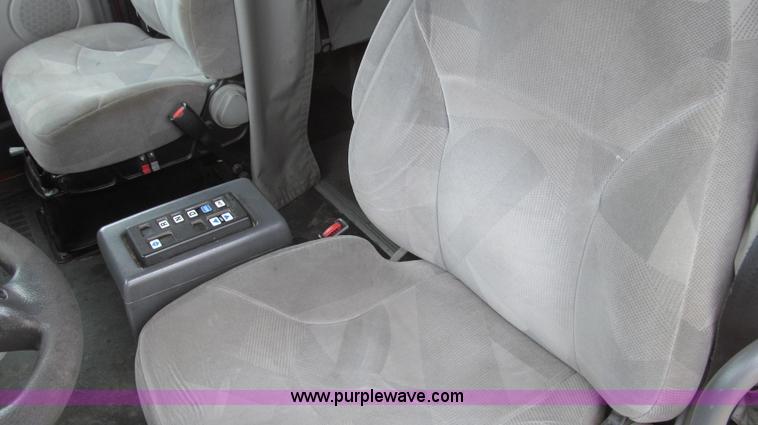 image for item E3778 2007 Volvo VNL tenth anniversary series semi truck