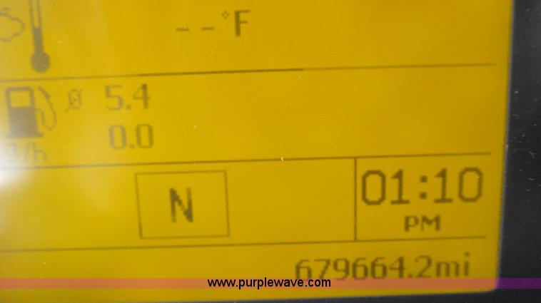 image for item E3778 2007 Volvo VNL tenth anniversary series semi truck