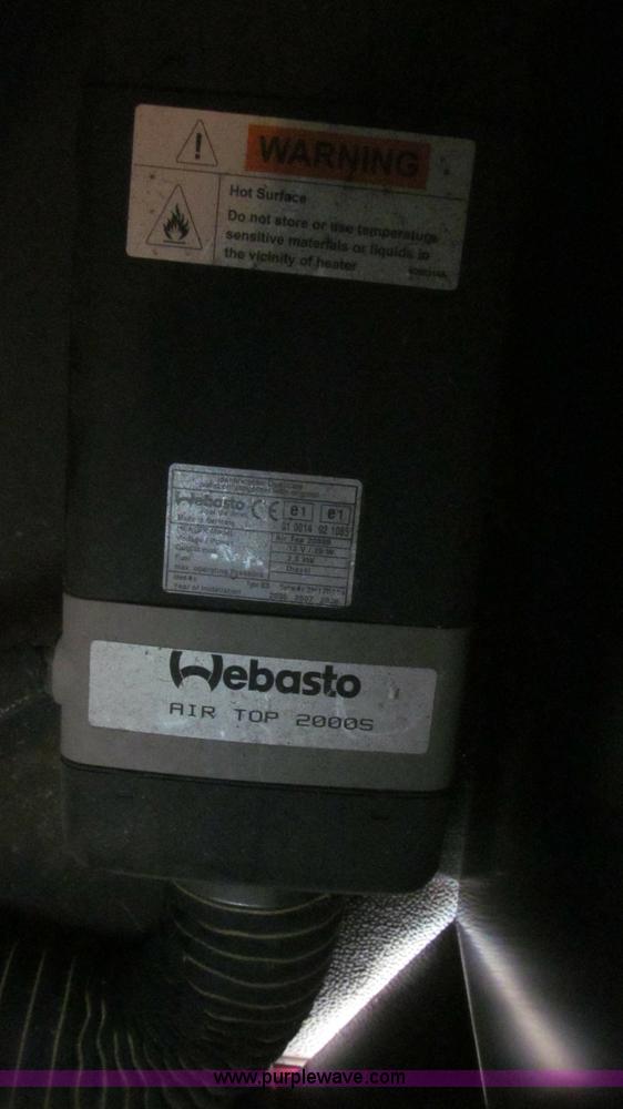 image for item E3778 2007 Volvo VNL tenth anniversary series semi truck