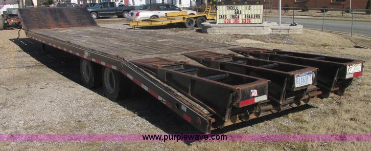 image for item E7107 2004 Felling DA412 trailer