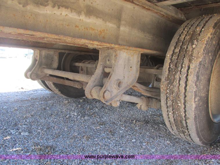 image for item E7107 2004 Felling DA412 trailer