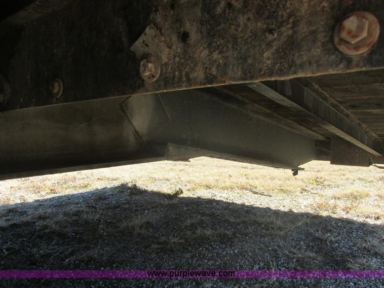 image for item E7107 2004 Felling DA412 trailer