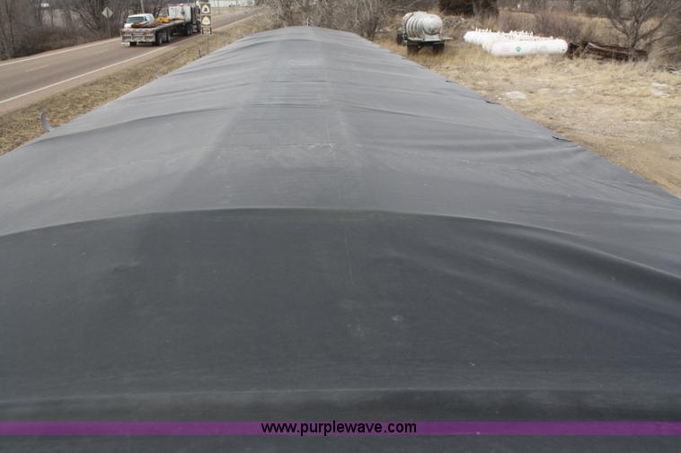 image for item F2825 1993 Timpte double hopper grain trailer