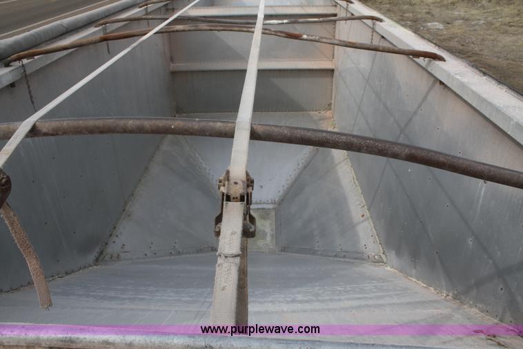 image for item F2825 1993 Timpte double hopper grain trailer