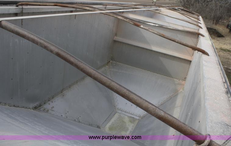 image for item F2825 1993 Timpte double hopper grain trailer