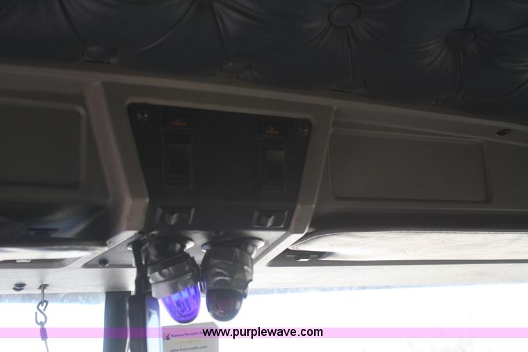 image for item F2831 2000 Kenworth W900B semi truck