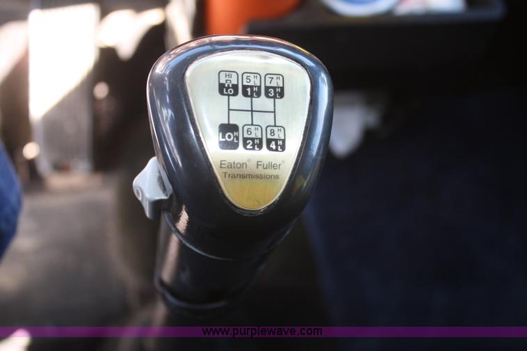 image for item F2831 2000 Kenworth W900B semi truck