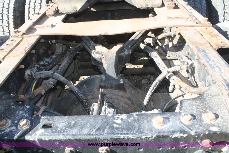 image for item F2831 2000 Kenworth W900B semi truck