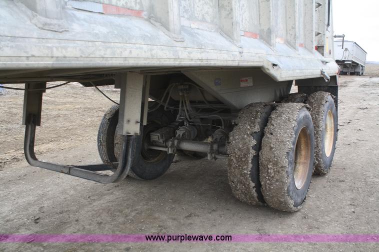 image for item F2954 1997 Mate 38' aluminum end dump trailer