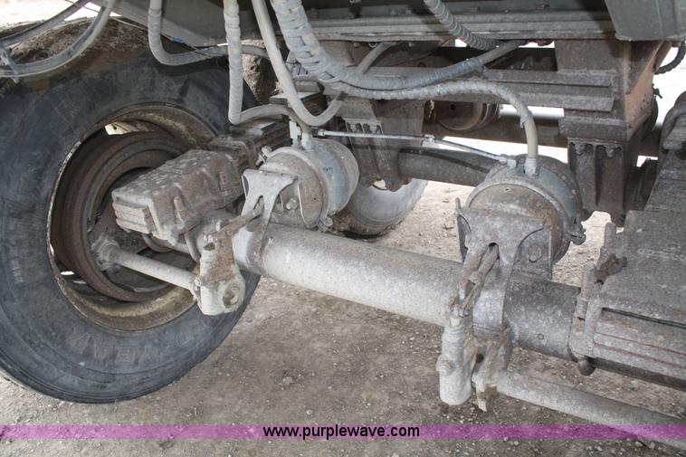 image for item F2954 1997 Mate 38' aluminum end dump trailer